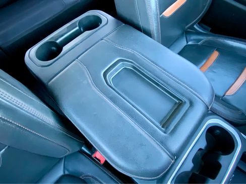 Used 2022 GMC Sierra 3500 AT4 w/ AT4 Premium Plus Package image 33