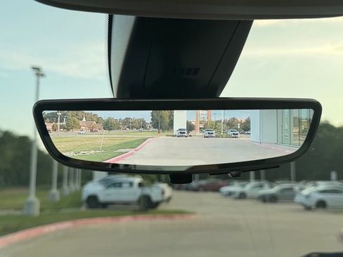 Used 2023 Cadillac XT5 Premium Luxury w/ Technology Package FWD image 32