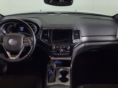 Used 2022 Jeep Grand Cherokee Laredo X image 42