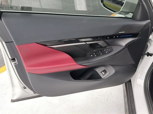Certified 2024 BMW 530i RWD image 16