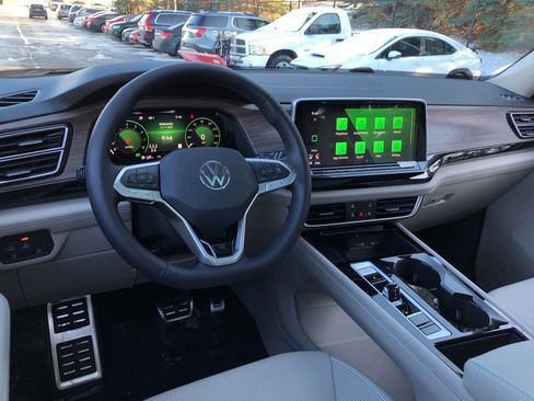 New 2026 Volkswagen Atlas SEL Premium R-Line image 16
