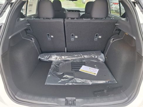 New 2025 Nissan Kicks Play S image 24