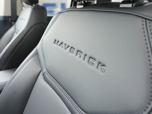 New 2026 Ford Maverick Lariat w/ Black Appearance Package AWD/4WD image 15