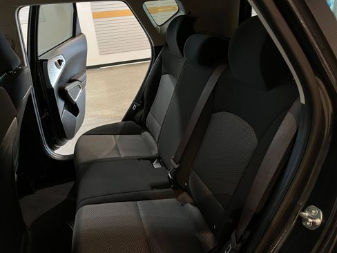 Used 2025 Kia Soul LX w/ LX Technology Package image 38