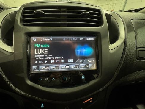 Used 2016 Chevrolet Trax LS image 17