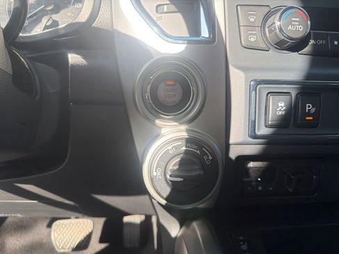 Certified 2024 Nissan Titan SV w/ SV Convenience Package image 37