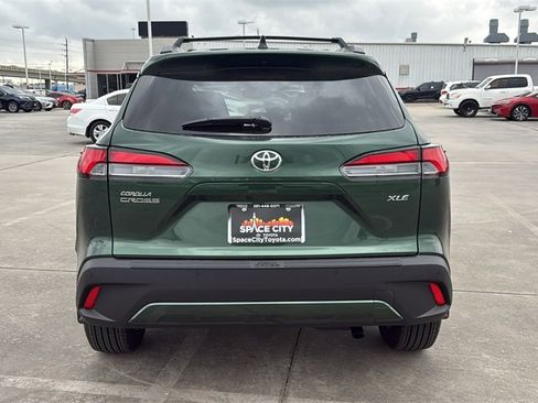 New 2026 Toyota Corolla Cross XLE image 6