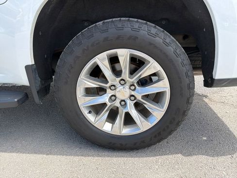 Used 2020 Chevrolet Silverado 1500 LTZ w/ LTZ Premium Package image 25