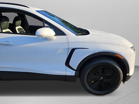 New 2025 Chevrolet Blazer EV LT image 7