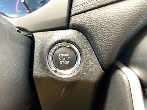 Used 2025 Toyota RAV4 XLE image 14