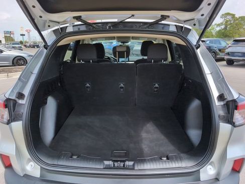 Used 2020 Ford Escape SE image 6