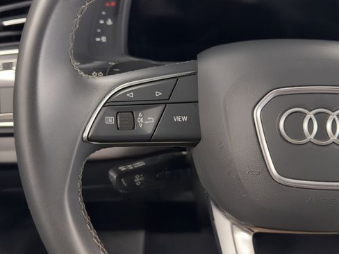 Used 2021 Audi Q8 Premium Plus AWD/4WD image 21