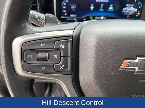 Used 2022 Chevrolet Silverado 1500 RST AWD/4WD image 19
