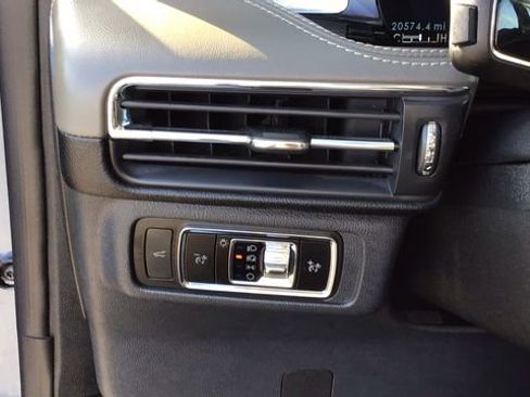 Used 2023 Lincoln Corsair FWD w/ Equipment Group 101A image 20