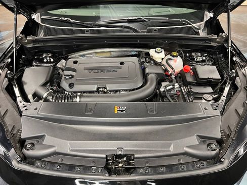 Used 2024 Buick Envision Avenir image 12