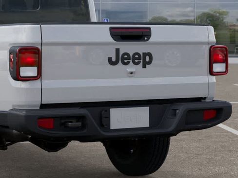 New 2026 Jeep Gladiator Sport image 13