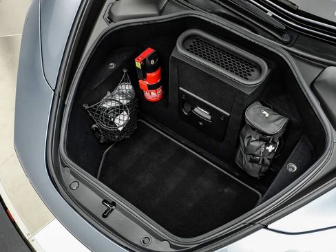Used 2018 McLaren 720S Performance RWD image 38