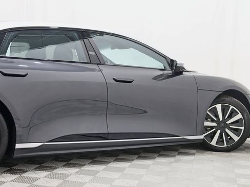 Used 2022 Lucid Air Grand Touring image 10