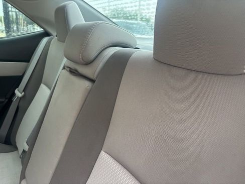Used 2019 Toyota Corolla LE FWD image 9