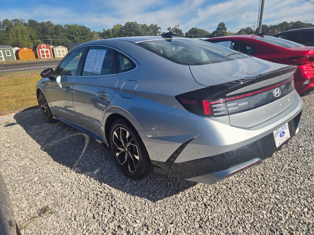 Used 2024 Hyundai Sonata SEL FWD image 4