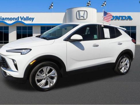 Used 2025 Buick Encore GX Preferred image 3