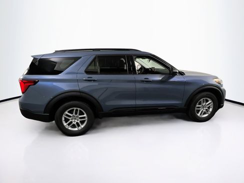 Used 2026 Ford Explorer Active image 4