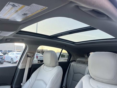 Certified 2023 Cadillac XT4 Premium Luxury w/ Enhanced Visibility Package image 27