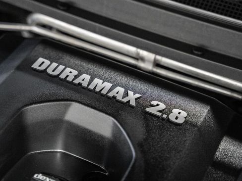 Used 2022 Chevrolet Colorado ZR2 image 25