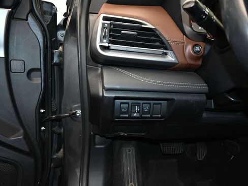 Used 2020 Subaru Outback Touring XT AWD/4WD image 71