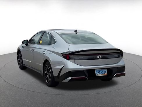 Used 2025 Hyundai Sonata SEL image 4