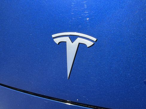 Used 2025 Tesla Model 3 Long Range RWD image 8