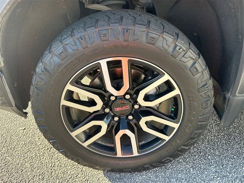 Used 2020 GMC Sierra 1500 AT4 w/ AT4 Premium Package image 11