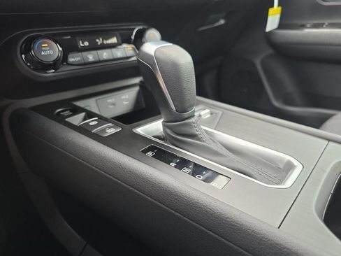 Used 2026 Nissan Kicks SV FWD image 20