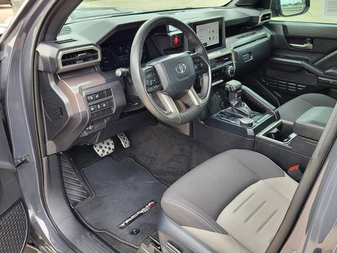 Used 2024 Toyota Tacoma TRD Sport w/ TRD Sport Upgrade Package image 3