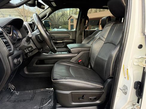 Used 2019 RAM 3500 Limited image 12