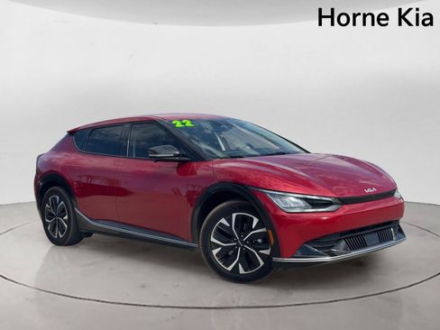 Used 2022 Kia EV6 Wind w/ Wind Technology Package AWD/4WD image 2