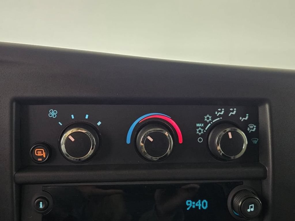 New 2025 Chevrolet Express 2500 Extended w/ Enhanced Convenience Package RWD image 24