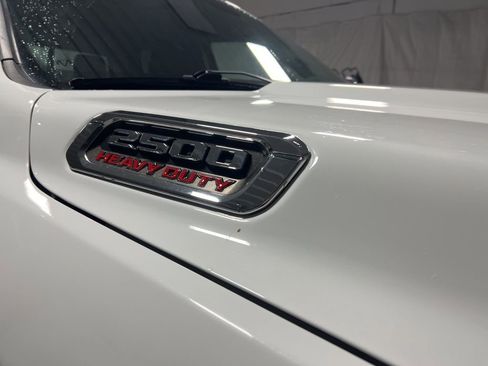 Used 2023 RAM 2500 Laramie AWD/4WD image 11