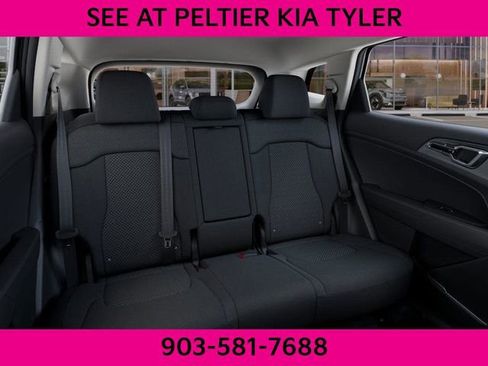 New 2026 Kia Sportage LX image 18