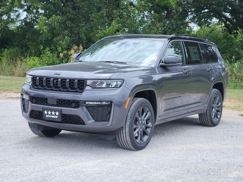 New 2026 Jeep Grand Cherokee L Limited AWD/4WD image 2