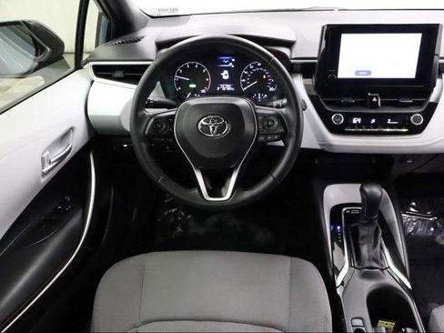 Used 2024 Toyota Corolla SE image 29