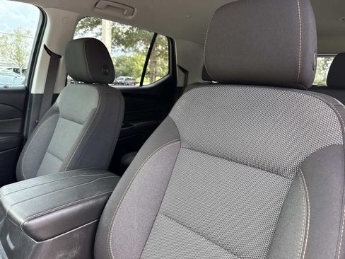 Used 2019 Chevrolet Traverse LS FWD image 23