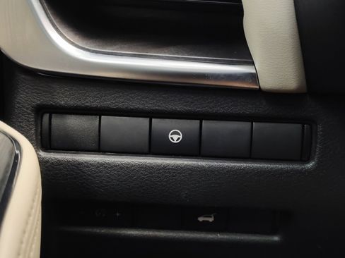 Used 2021 Nissan Rogue SL w/ Premium Package FWD image 29