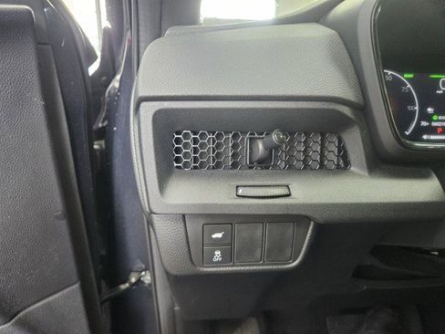 Used 2024 Honda CR-V Sport-L image 29