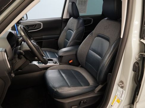 Used 2022 Ford Bronco Sport Outer Banks image 3