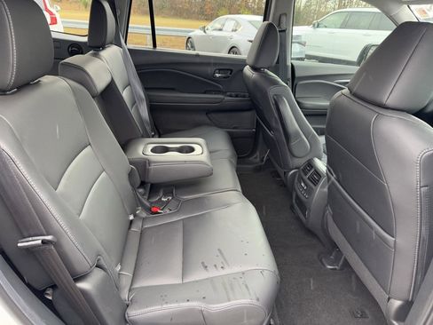 Used 2022 Honda Pilot EX-L image 17
