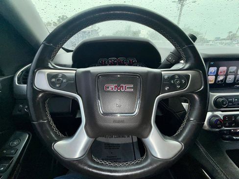 Used 2020 GMC Yukon XL SLE RWD image 17