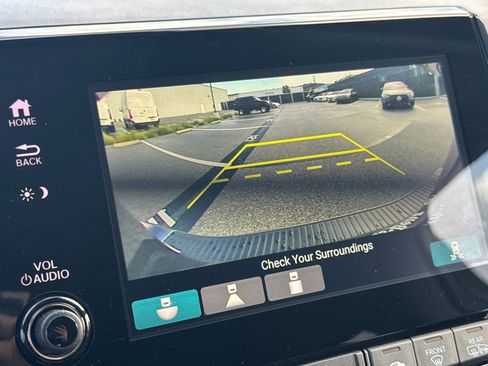 Used 2024 Honda Odyssey EX-L image 24