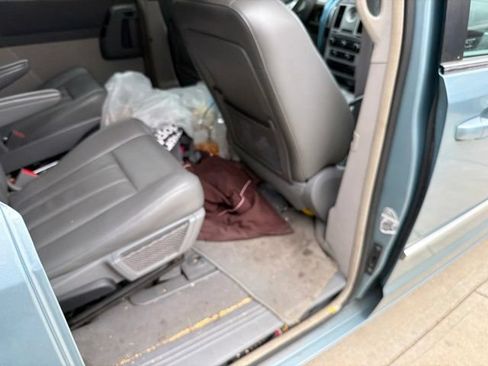 Used 2010 Chrysler Town & Country Touring FWD image 25