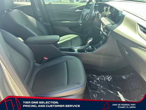Used 2025 Buick Encore GX Sport Touring FWD image 18